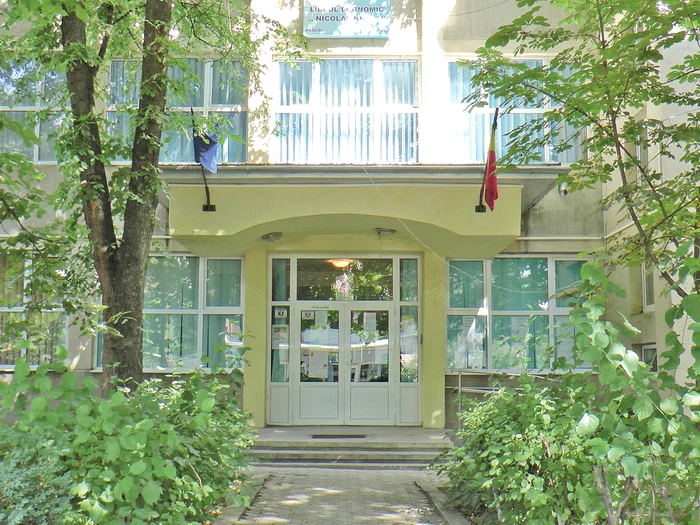 Liceul “Nicolae Iorga” din Paşcani fusese debranşat de la reţeaua centralizată