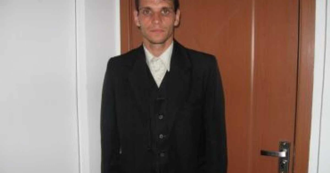 Târgu-Jiu: Marius Ciucă, tânărul căruia muzica îi face viaţa mai frumoasă