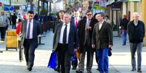 Ambasadorul Franţei a fost impresionat de clădirile din centru a fost impresionat de clădirile din centru