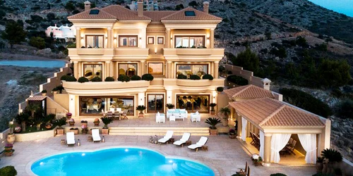 Vila Grecia Plahotniuc FOTO Rise md jpg