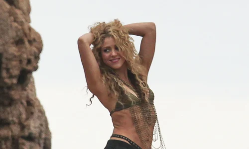 shakira hepta 2170652 jpg jpeg