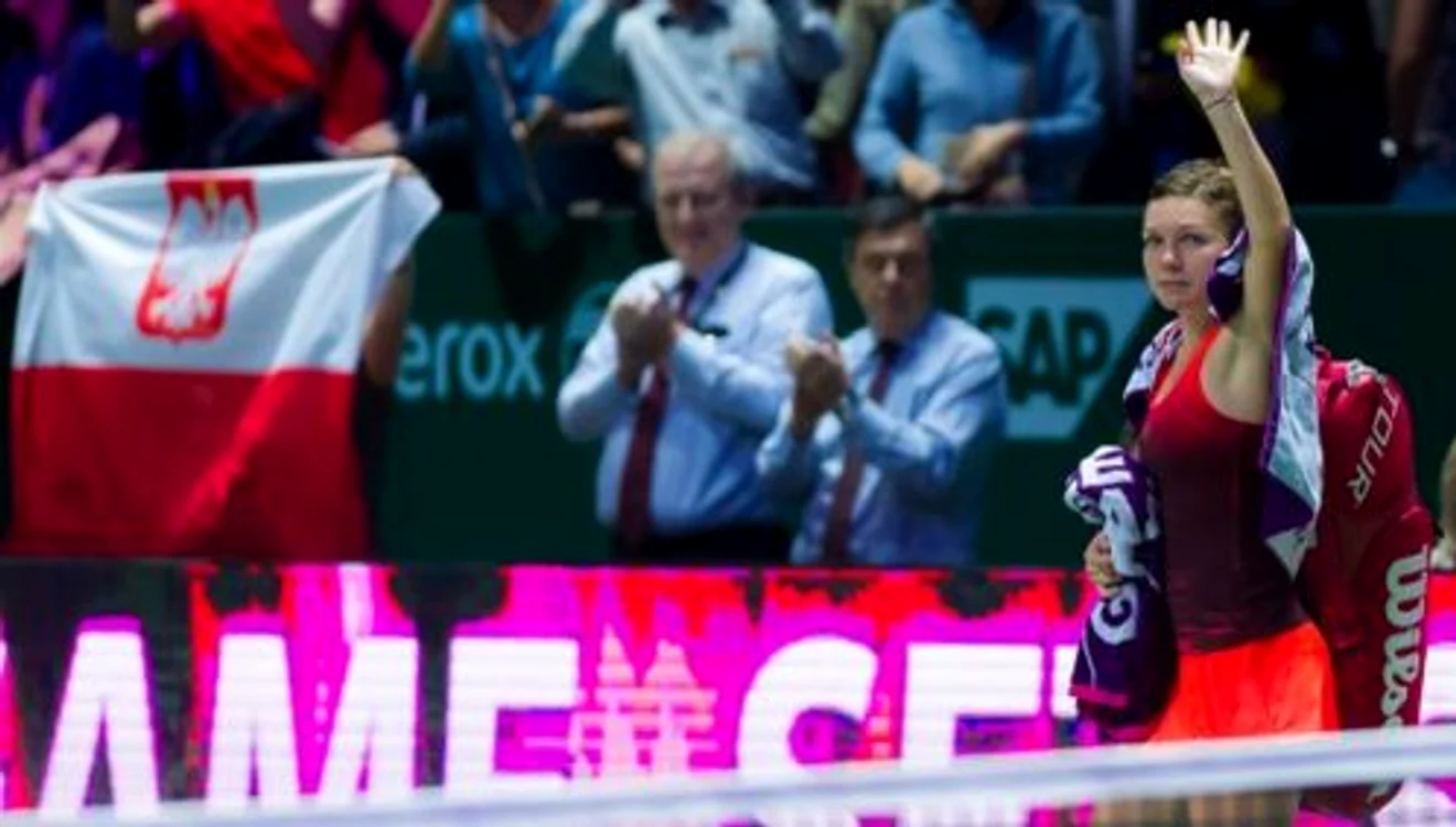 
    Simona Halep era principala favorită la Singapore, dar n-a reuşit să iasă din grupeFoto Twitter/WTA  