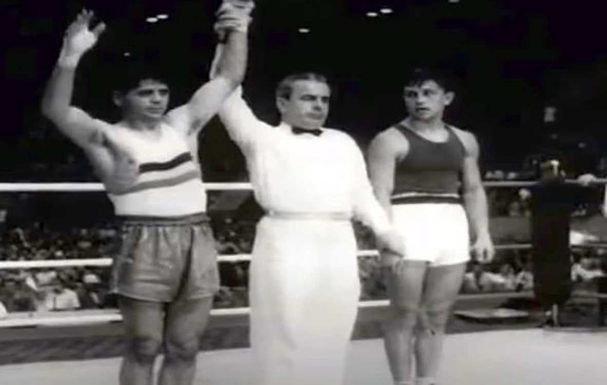 Nicolae Linca, învingător pe ringul de box de la Melbourne FOTO captură video Youtube