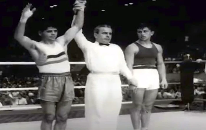 Nicolae Linca, învingător pe ringul de box de la Melbourne FOTO captură video Youtube