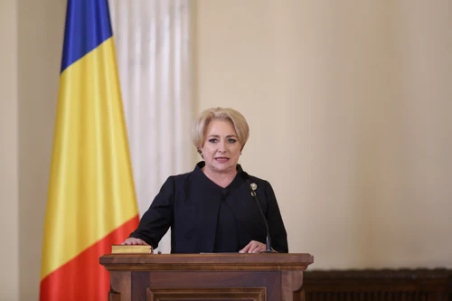 Viorica Dancila depune jurămîntul. FOTO Inquam Photos