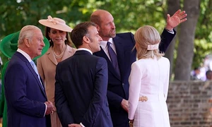 macron franșa jpg