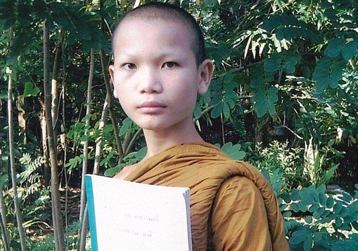 Mimi Tao, pe vremea când studia să devină călugăr budist, la un templu din ThailandaFoto: Arhiva personală