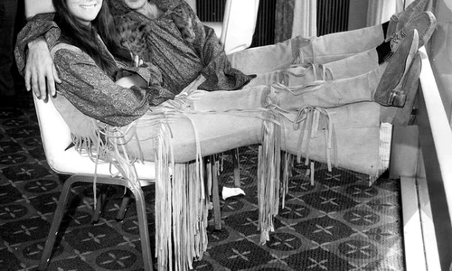 cher si sonny gettyimages 3295411 jpeg