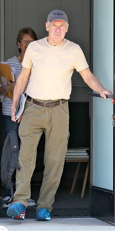 
    Harrison Ford  e înnebunit după  aparatele de zbor   