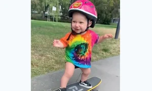 baza bebe skateboard jpeg