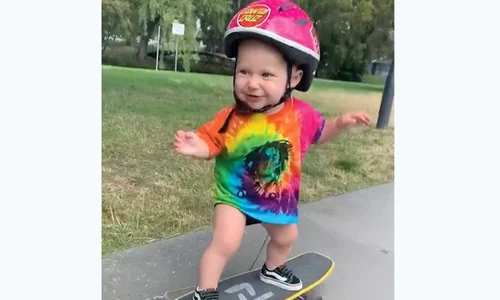 baza bebe skateboard jpeg