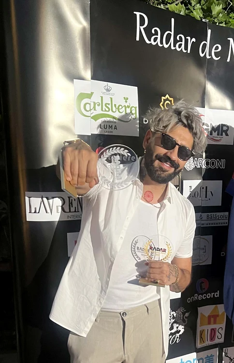 Connect-R a primit premiu pentru melodia pe care o cântă împreună cu Raluka