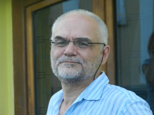 (A)normalitatea singurătăţii interviu cu medicul psihiatru Radu TEODORESCU jpeg