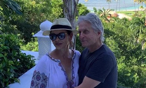 catherine zeta jones ie 3 jpeg