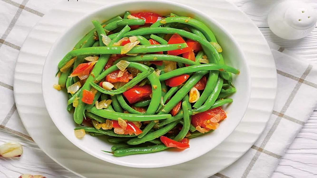 salata calda de fasole jpg