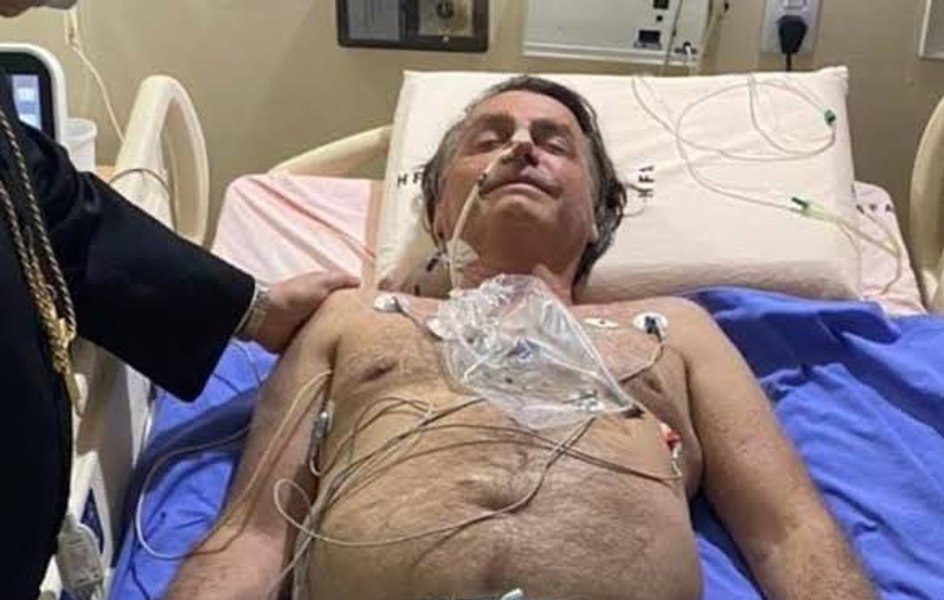 Fostul președinte al Braziliei, Jair Bolsonaro, spitalizat cu dureri puternice la abdomen
