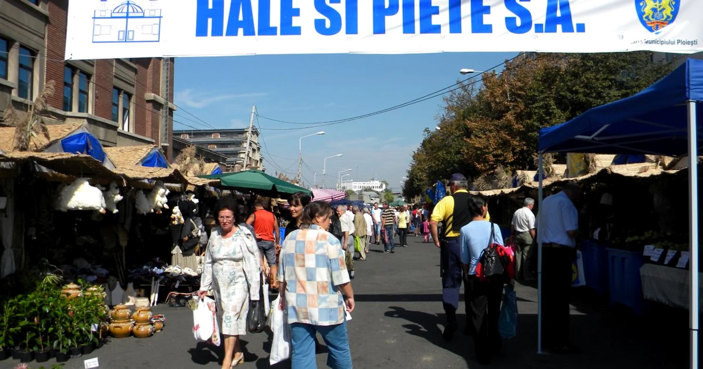 Angajaţii de la SC Hale şi Pieţe vor avea ce pune pe masa de Crăciun. FOTO: arhivă Adevărul Ploieşti