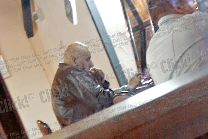 Oana Lis e foarte  supărată când iese  de la amanet (Fotografii: blitz)