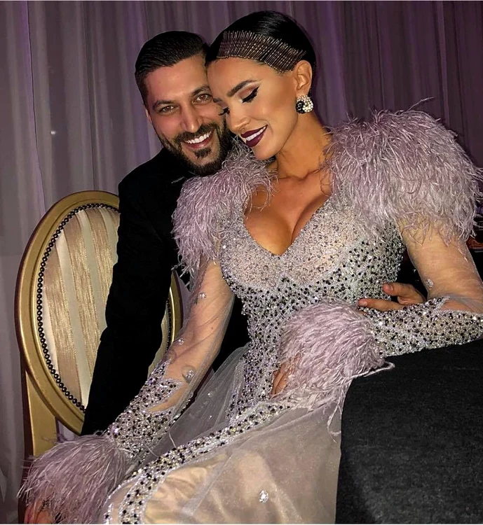 Adelina Pestrițu și logodnicul ei, Virgil Șteblea