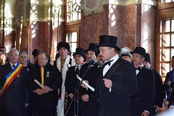 Rezoluţia din urmă cu 100 de ani a fost citită, în mod simbolic, la Sala Unirii