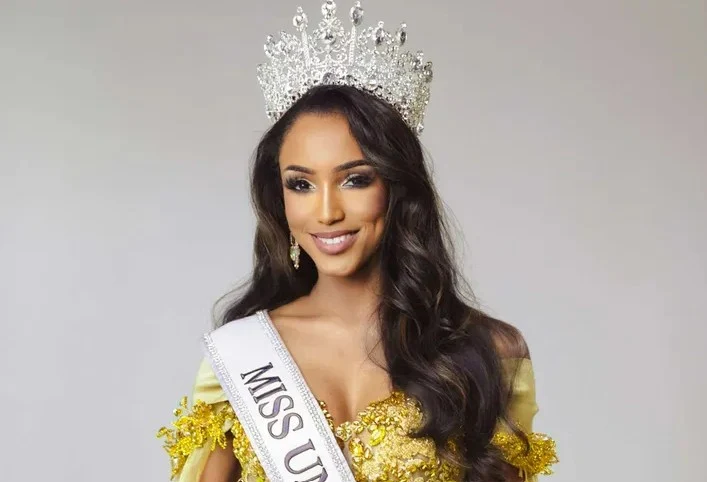 Detalii despre concurenta de la Miss Universe, care a căzut de pe scenă și a ajuns la Terapie Intensivă. „Nu se simte atât de bine”