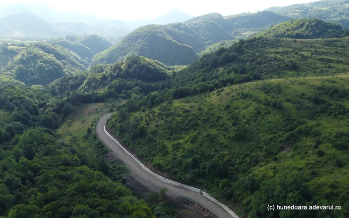 Transalpina Metaliferilor. Foto: Daniel Guță