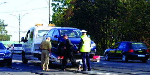 Reşiţa: Un taximetrist neatent a paralizat circulaţia la prima oră