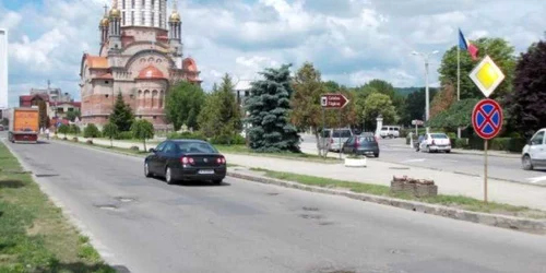 Drumul este aproape inpracticabil