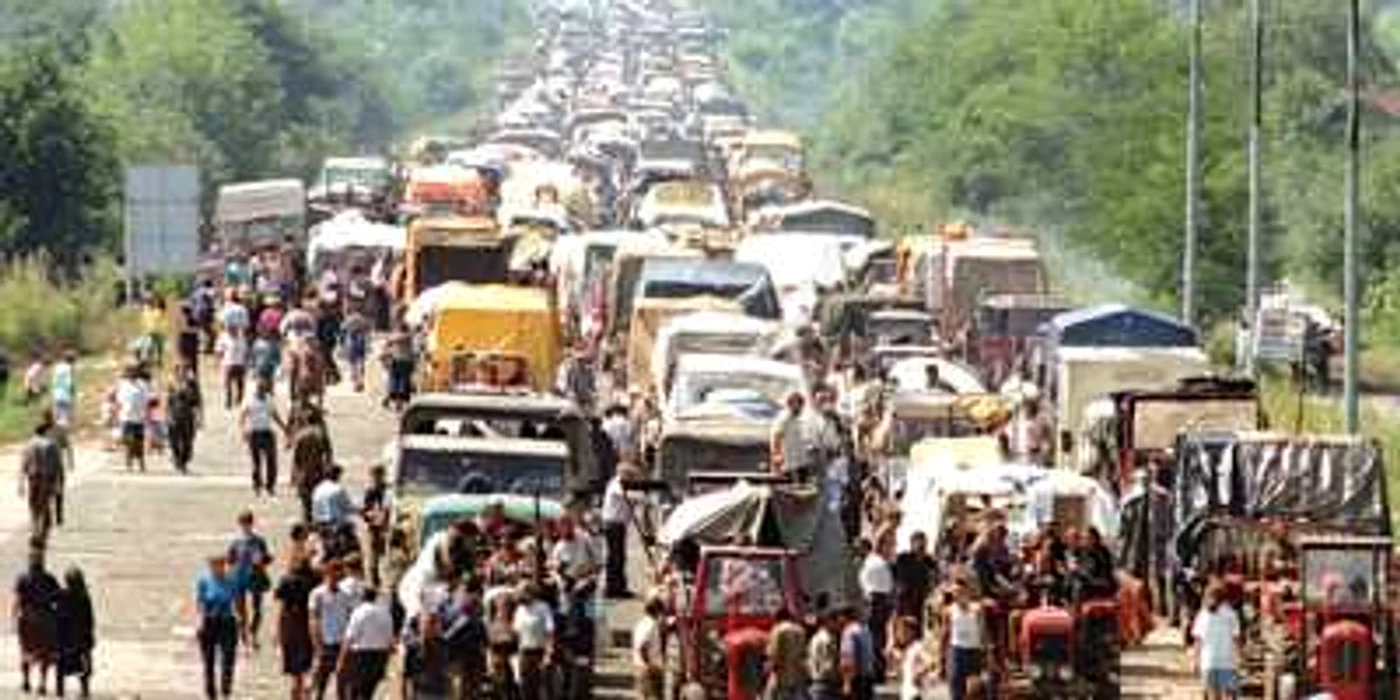 Convoi de refugiaţi FOTO Arhivă