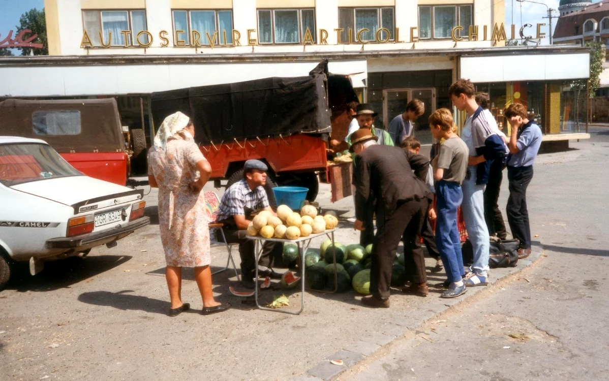 Vânzător de lubeniță. Foto: Azopan.hu