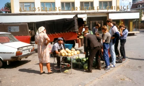 Piata in 1989 Foto Azopan hu jpg