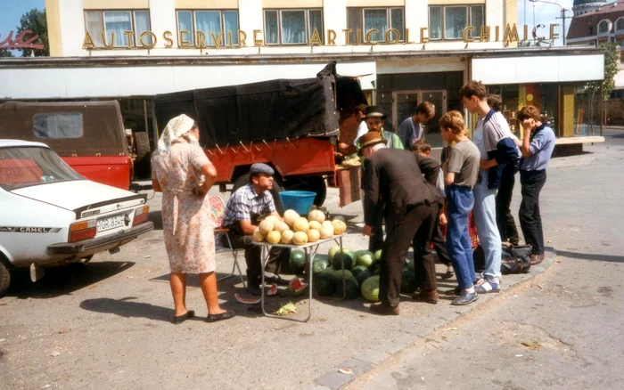 Vânzător de lubeniță.  Foto: Azopan.hu