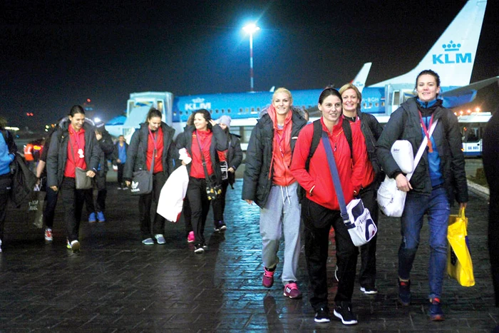 
    Handbalistele vor primi în jur de 10.000 de euro pentru bronzul mondialFoto: Mediafax  