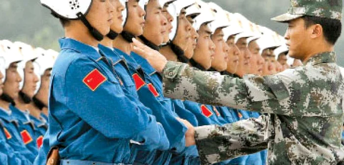 China îşi prezintă noile arme de Ziua Naţională