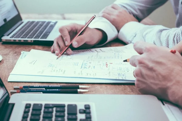 Guvernul Britanic anunță un pachet de 1,25 miliarde lire sterline pentru startup-uri