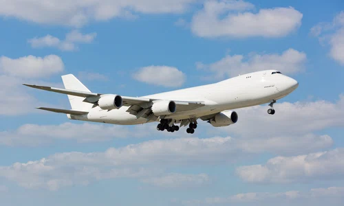 Avion cargo Boeing 747   800 shutterstock 527865682 jpg