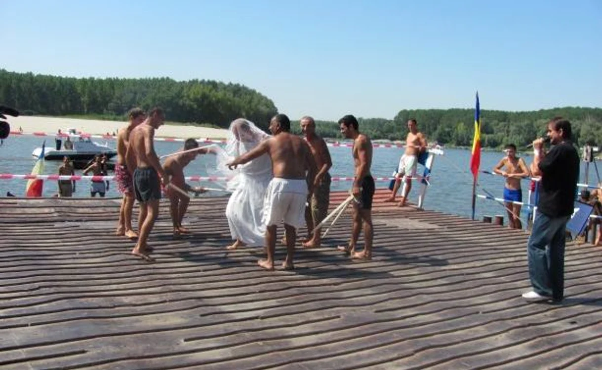 Nuntă marinărească pe malul Borcei