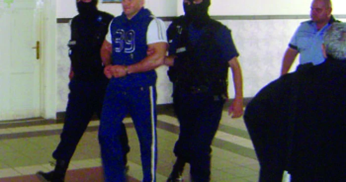 Arad: Clanul “Împăratului” Uţu îşi pregătea cu grijă fiecare lovitură