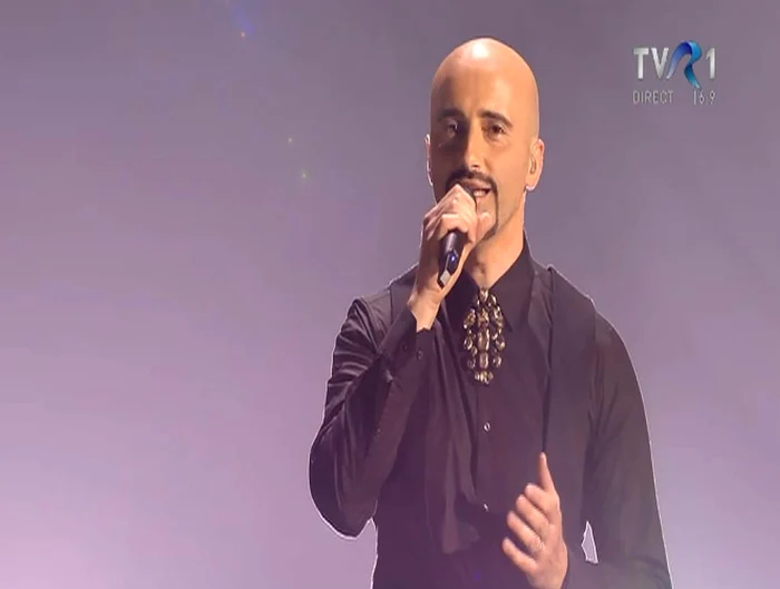 Voltaj a dus piesa „De la capăt”/ „All over again” la Eurovision 2015, semifinala 1