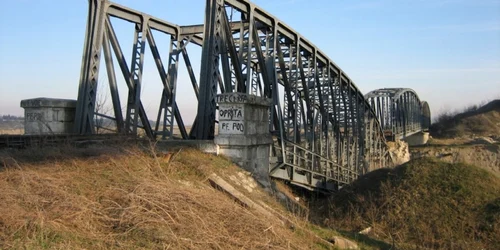 Podul prabusit de la Gradistea FOTO Facebook/CFR Infrastructură
