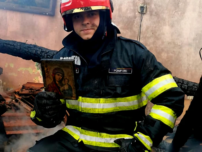 Icoana cu Maica Domnului şi Pruncul Sfânt/FOTO: ISU Brașov