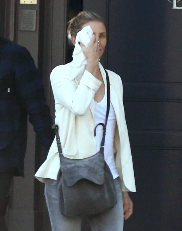 Exclusive Cameron Diaz & Benji Madden Visit A Plastic Surgeon ***NO USE W/O PRIOR AGREEMENT CALL FOR PRICING*** jpeg