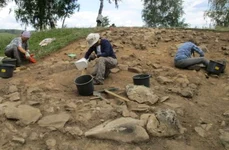 Cimitir vechi de 5 000 de ani, descoperit în Apuseni jpeg