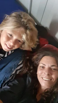 Dana Marijuana și micuța Iris. Sursă: Click!