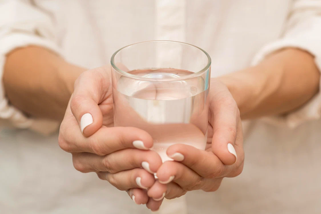 Apa ajută la curățarea toxinelor din rinichi Foto: Arhivă, Adevărul