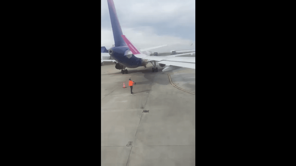 Nesincronizarea între coordonatorul de la sol și pilot, una din cauzele pentru care două avioane s-au ciocnit la Suceava VIDEO 