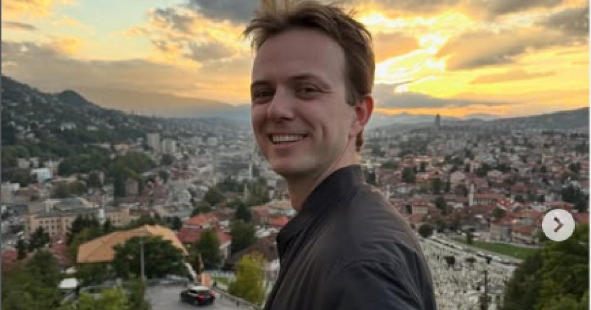 Cum ne promovează țara un vlogger olandez după ce a vizitat-o: „Nu mergeți în România, e atât de periculos!”