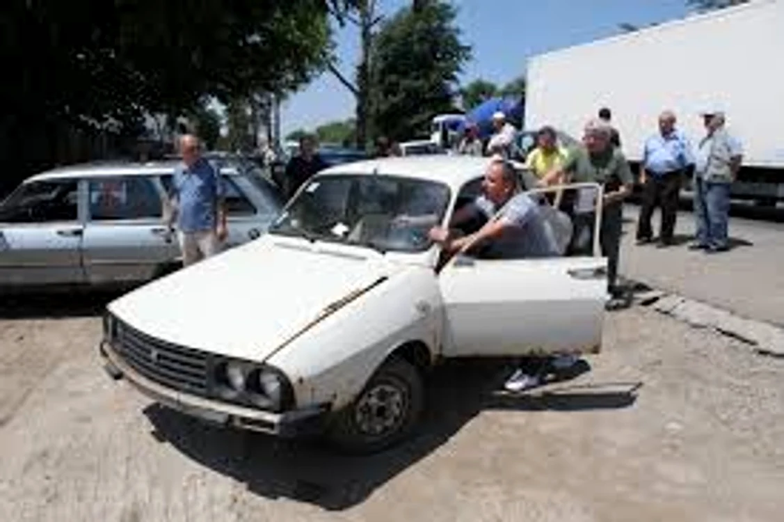 Rabla 2015 - Află cum scapi de maşina veche şi îţi iei una nouă, cu ajutor de la stat!Foto Click!