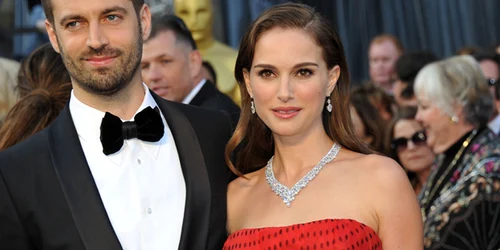 Actriţa Natalie Portman și viitorul său soţ, Benjamin Millepied