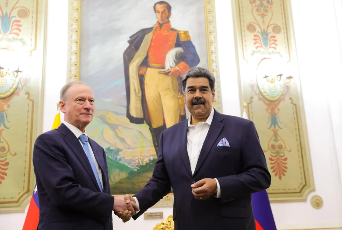 Preşedintele venezuelean Nicolas Maduro și Nikolai Patrușev